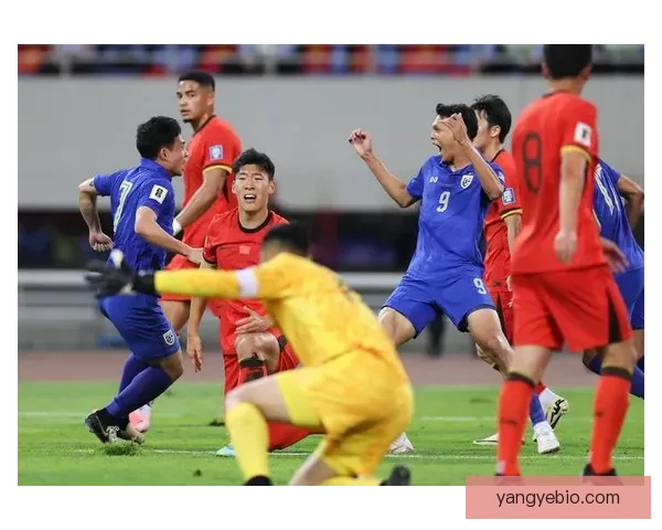 国足对泰将用VAR韩国裁判执法